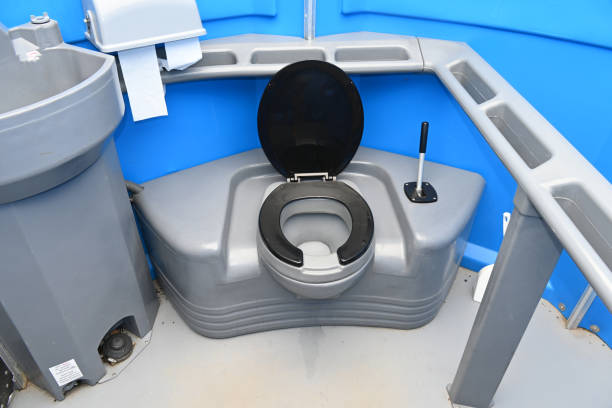 Portable Toilet Options We Offer in Castle Rock, WA